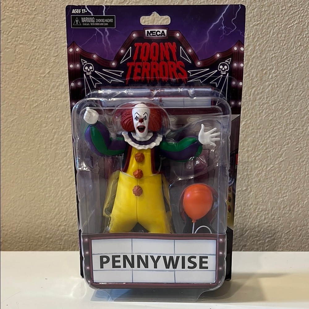 Toony Terrors Original Pennywise Toy Figure